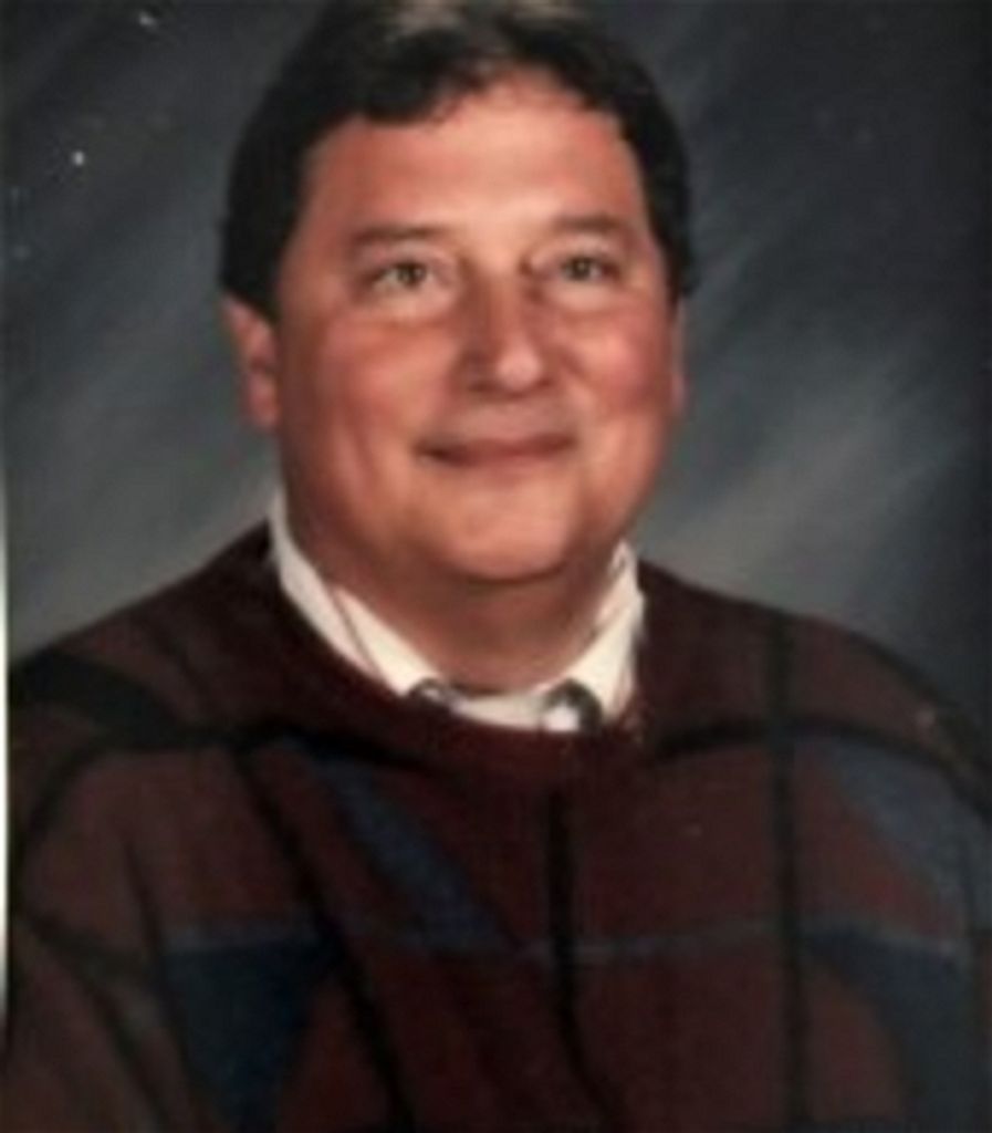 Chester E Leonard Profile Photo