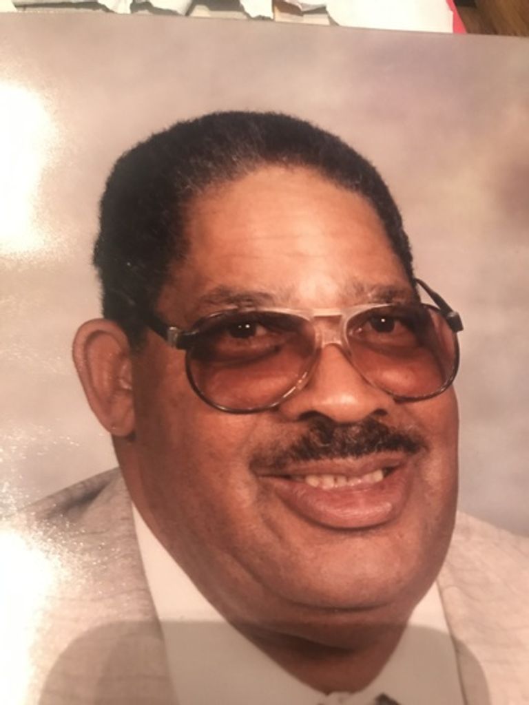 Johnnie Clayton Profile Photo