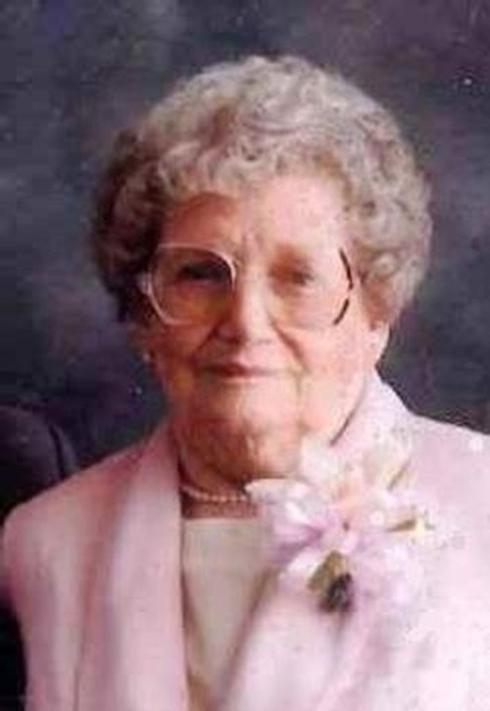 Lois Evelyn Chalcraft