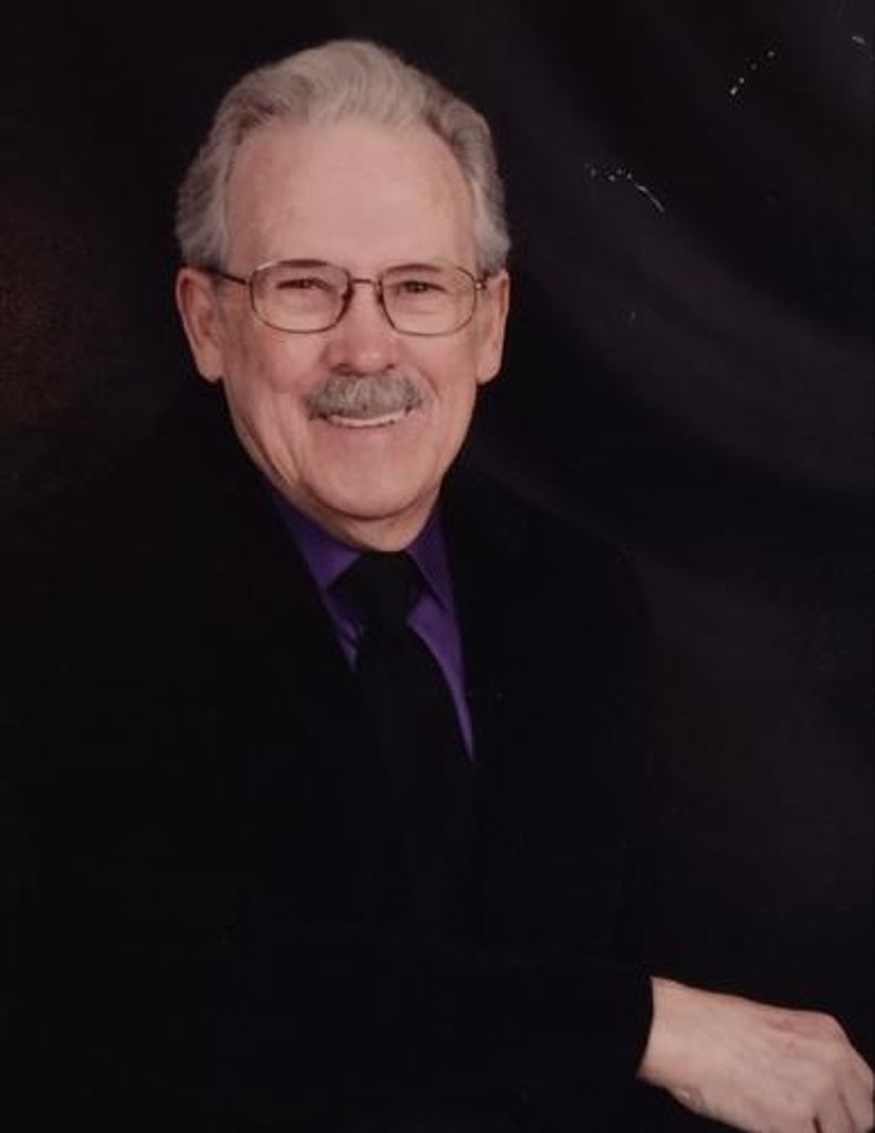 Roger Clinton Collins Profile Photo