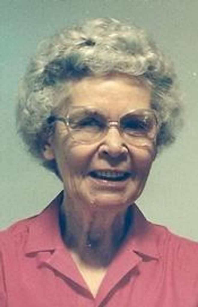 Virginia Maxine Droit Dean Profile Photo