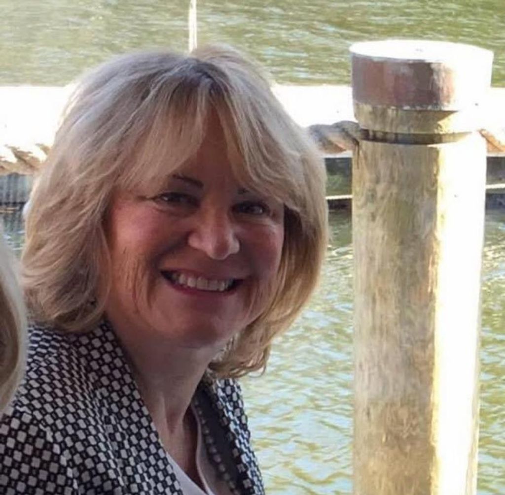 Betsy Howell Hampton Profile Photo
