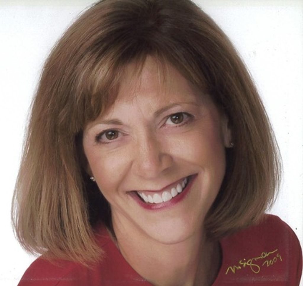 Paula Maria Orphanidys Profile Photo