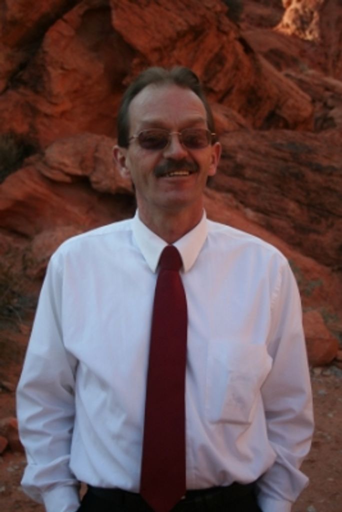 Tab Michael Anderson