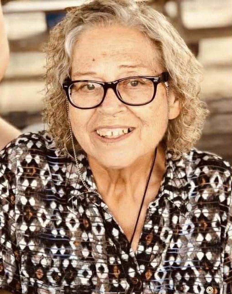 Celesta Lunsford Profile Photo