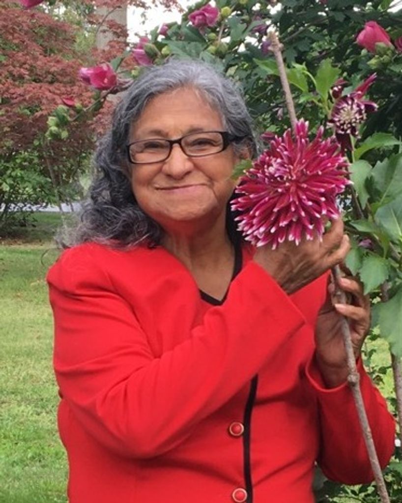 Mercedes Zavala Yanes De Morales