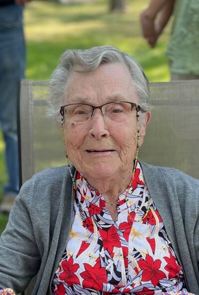 Lola Irene Esmay Profile Photo