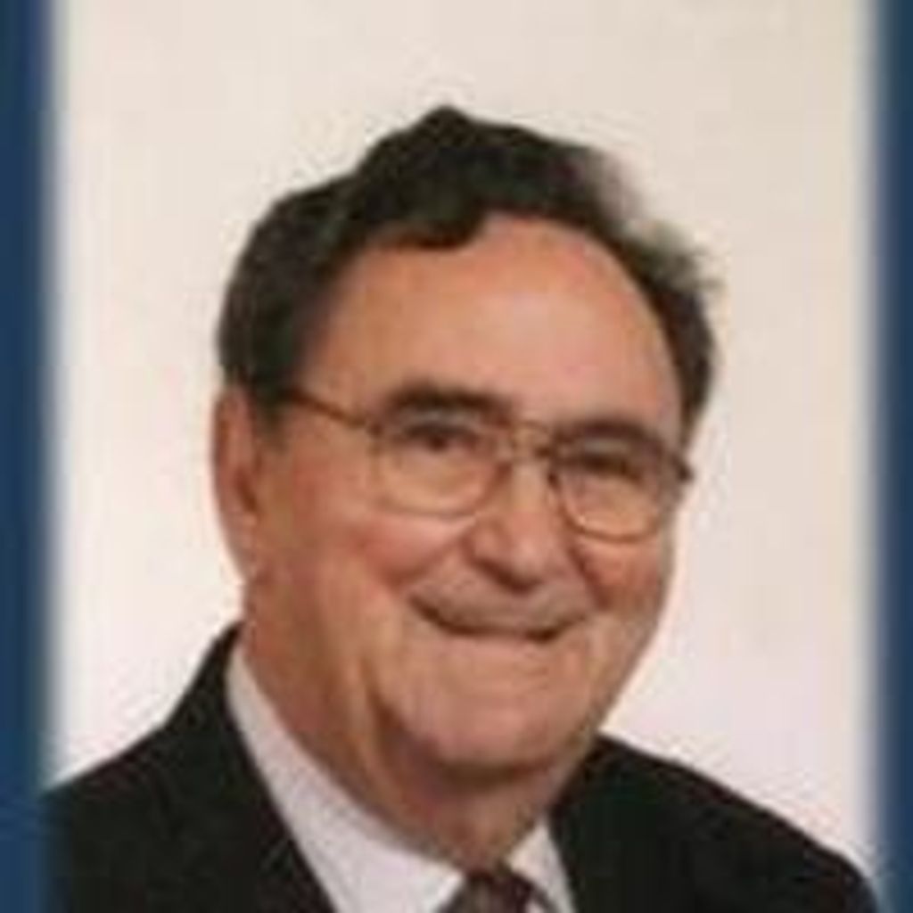 Robert  Troy Mcanulty