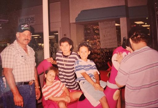 Agustin Lucio Cruz photo gallery thumbnail 39 of 55
