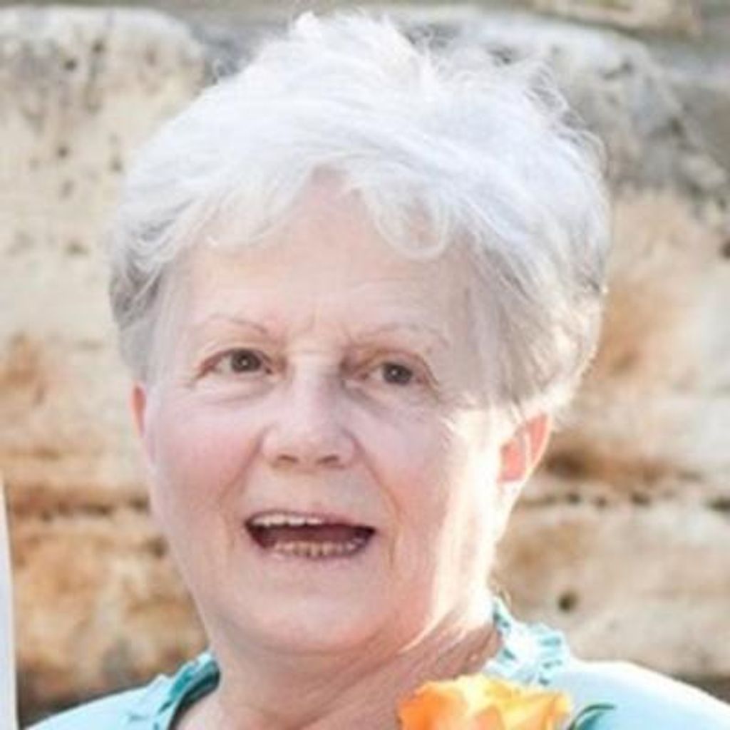 Robbie Nelle Cook Profile Photo