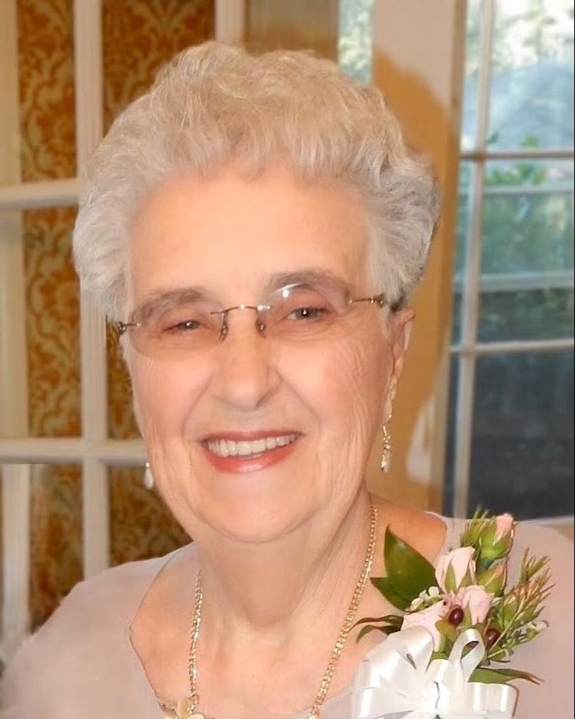 Lois Jane Huggins (Ochsenbein) Profile Photo