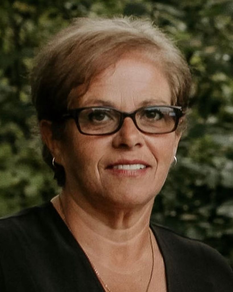 Liberta "Libby" Medeiros Profile Photo