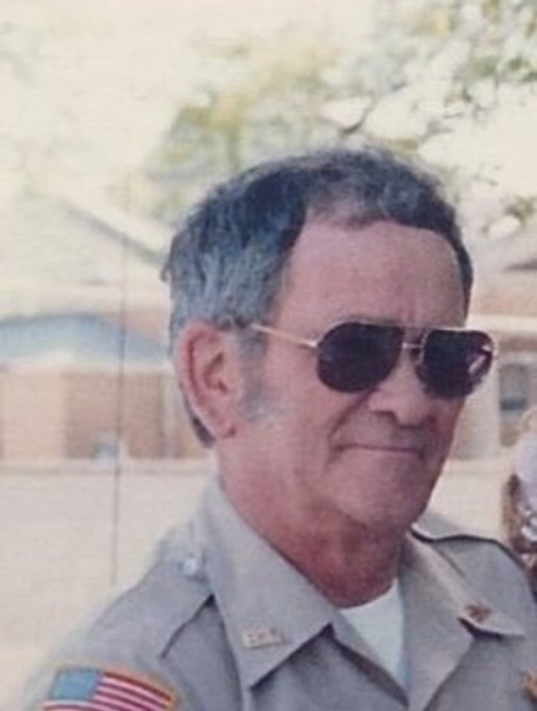 Howell Lee "Nub" Cook