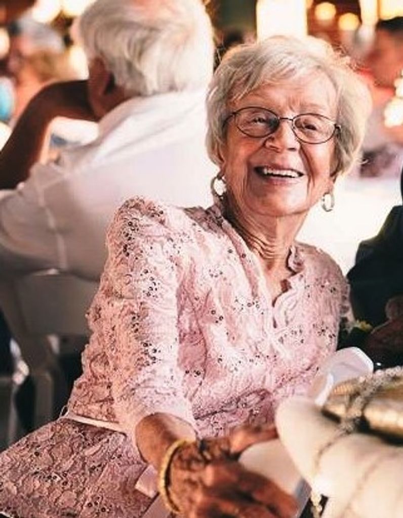 Elizabeth "Libby" Lee (Bowling)  Sullivan Profile Photo