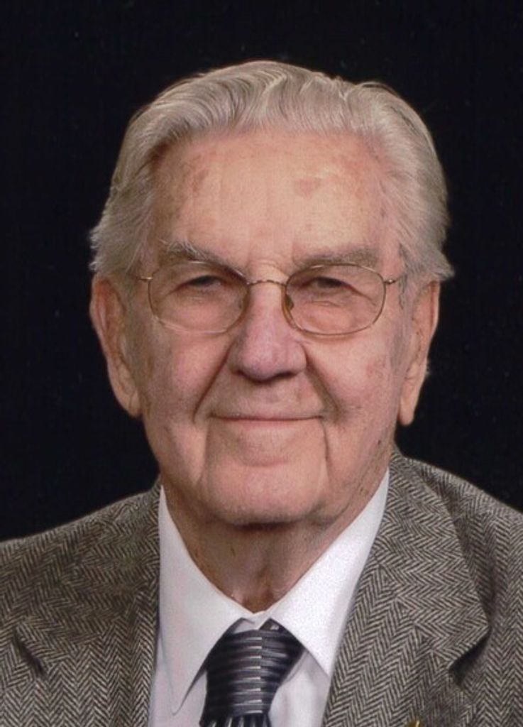 Maynard Gussie Reinholdt Lang Profile Photo
