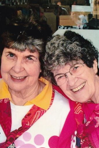Linda Faye Lentz photo gallery thumbnail 18 of 44