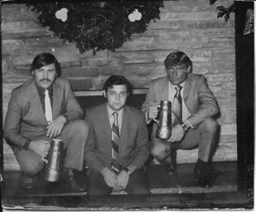 Dennis Zenoni photo gallery thumbnail 5 of 7