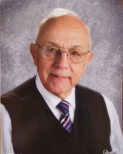David R. Fizz's obituary image