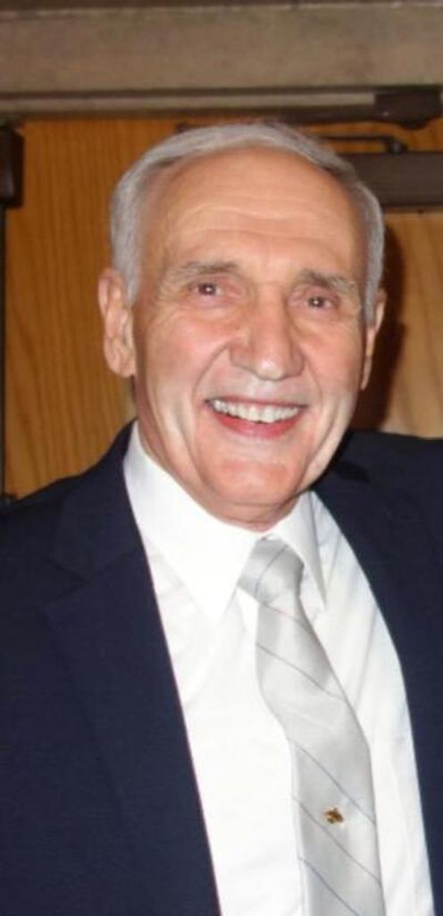 Eli Zak Profile Photo