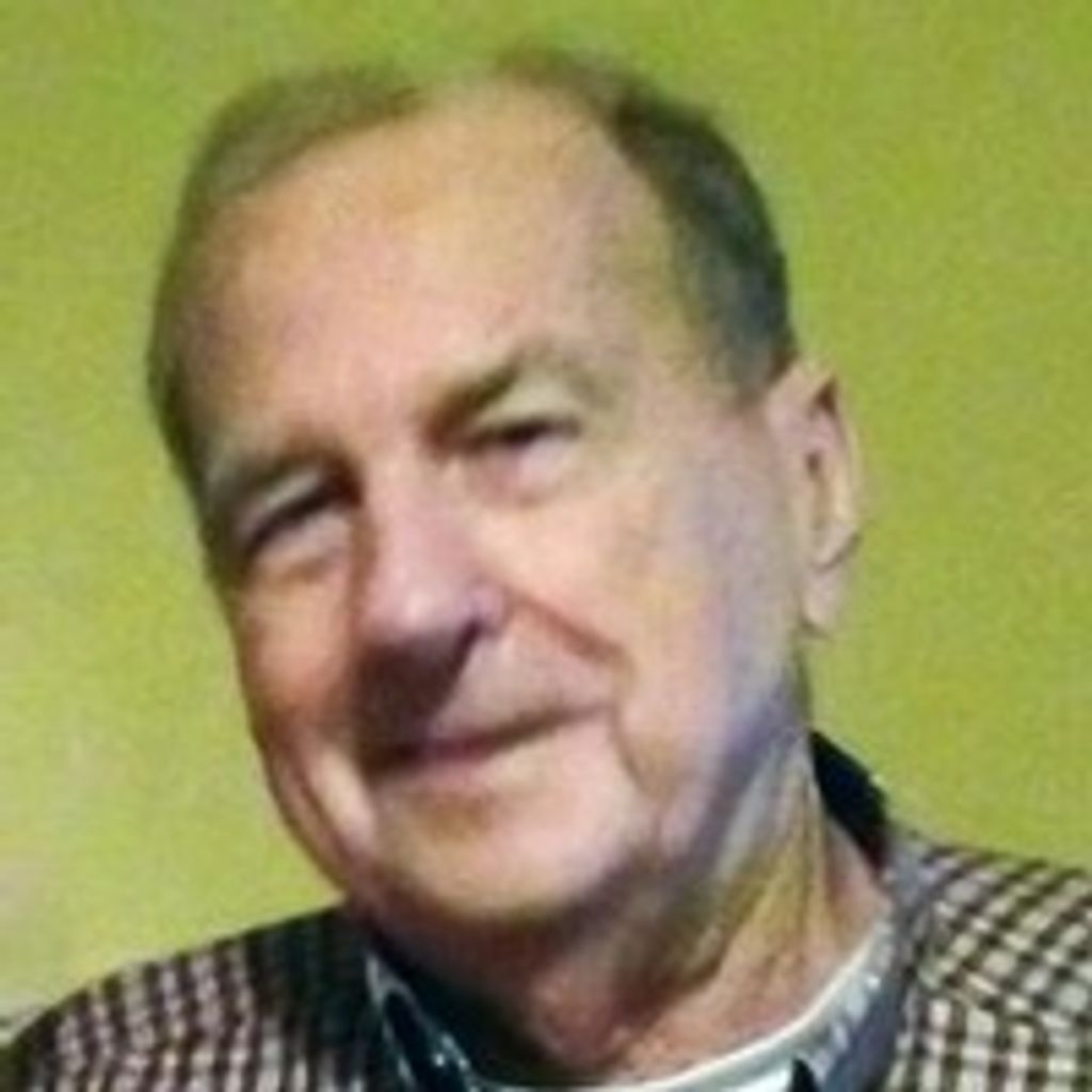 Dennis  R. Mccall