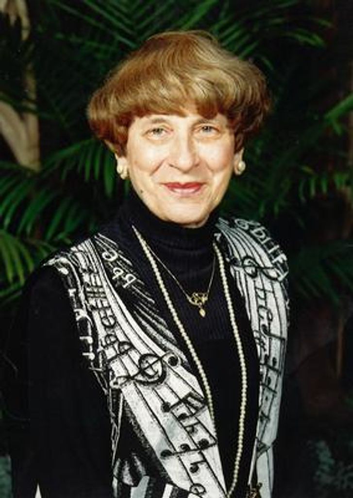 Anne Marie Bracht Profile Photo