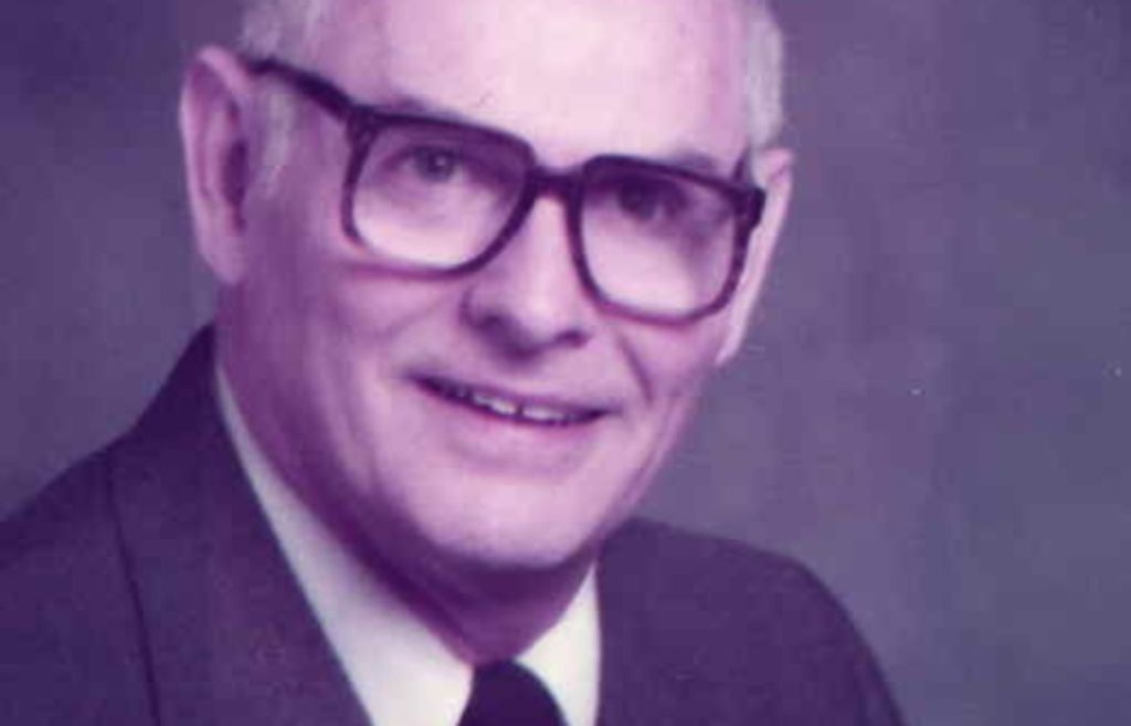 Glennon  Dill