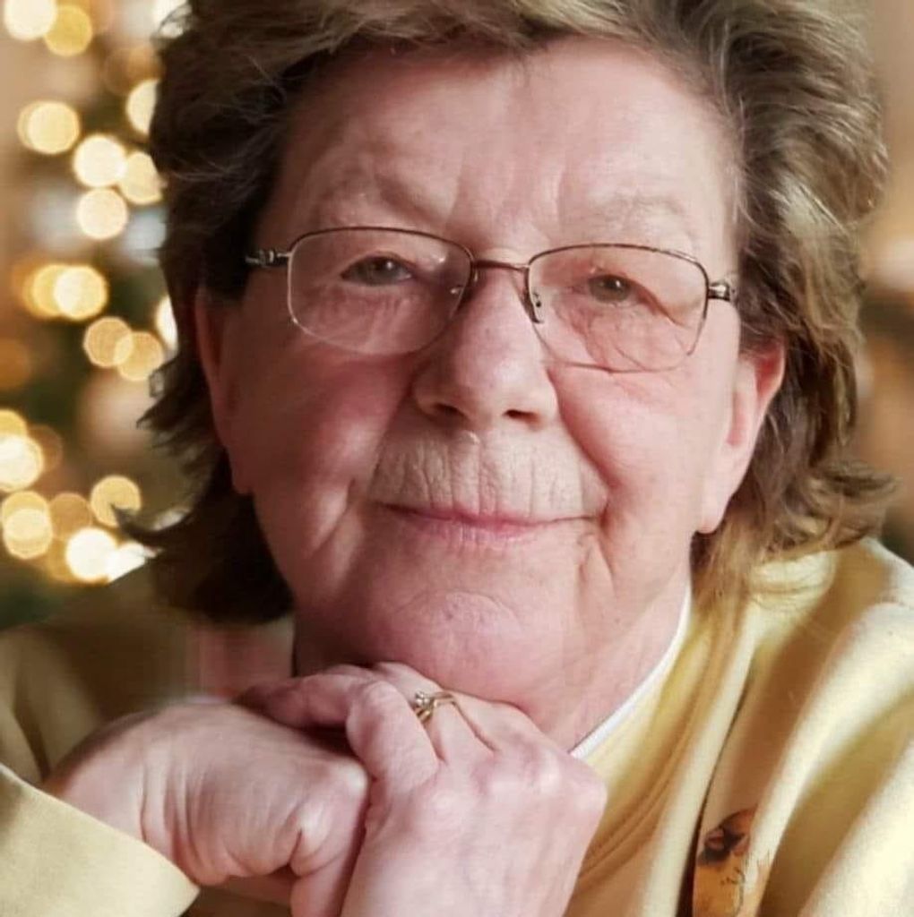 Darlene Pelcl Profile Photo