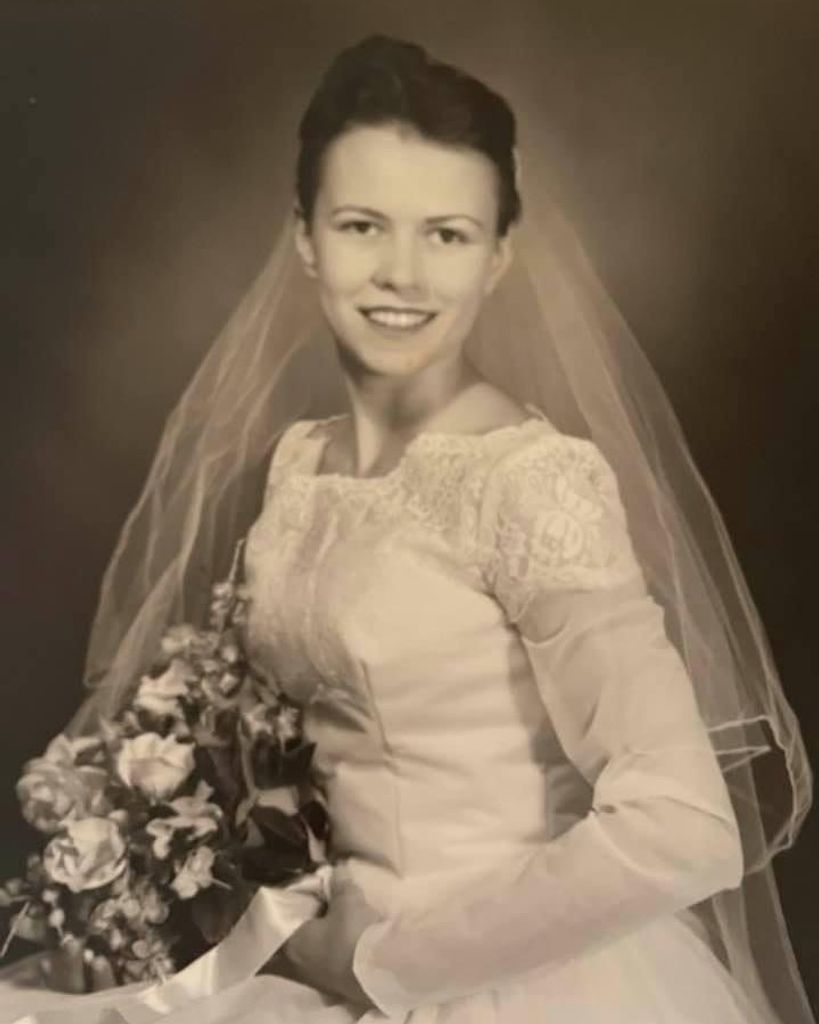 Lorraine Mallory Charlton