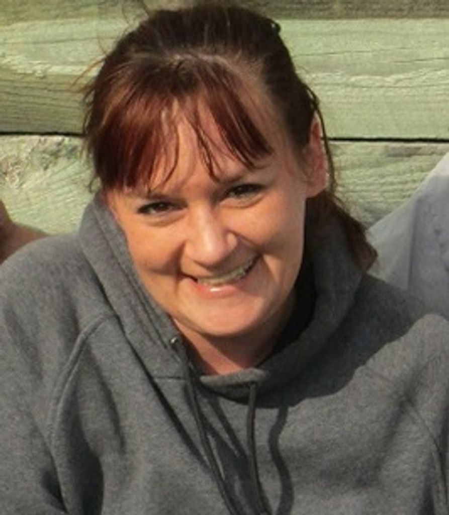 Amy Large Profile Photo