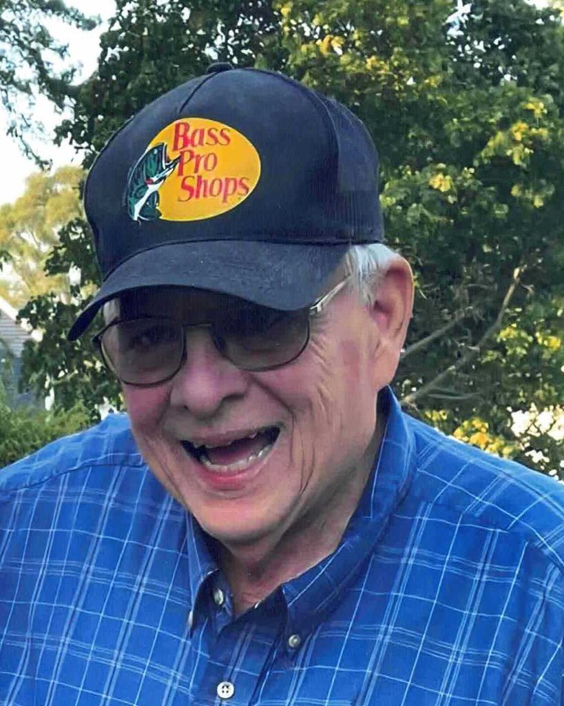 Robert "Bob" L. Lothschutz Profile Photo