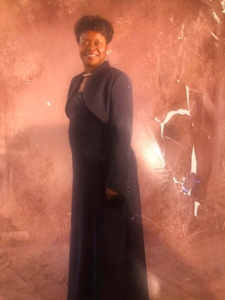 Jacqueline Yvonne Knight