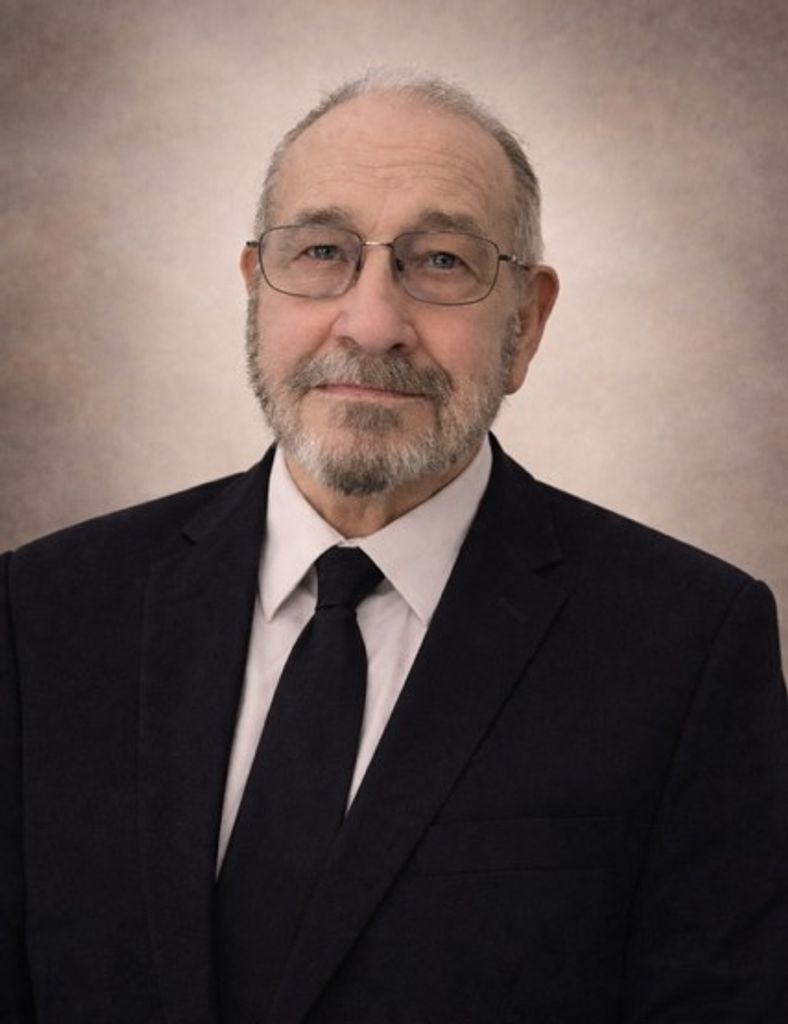 Daniel Lee Jones Profile Photo