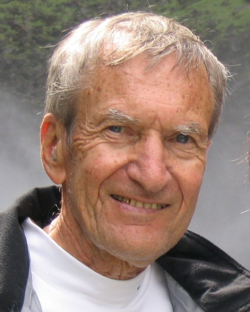 Carl J. Listug Profile Photo