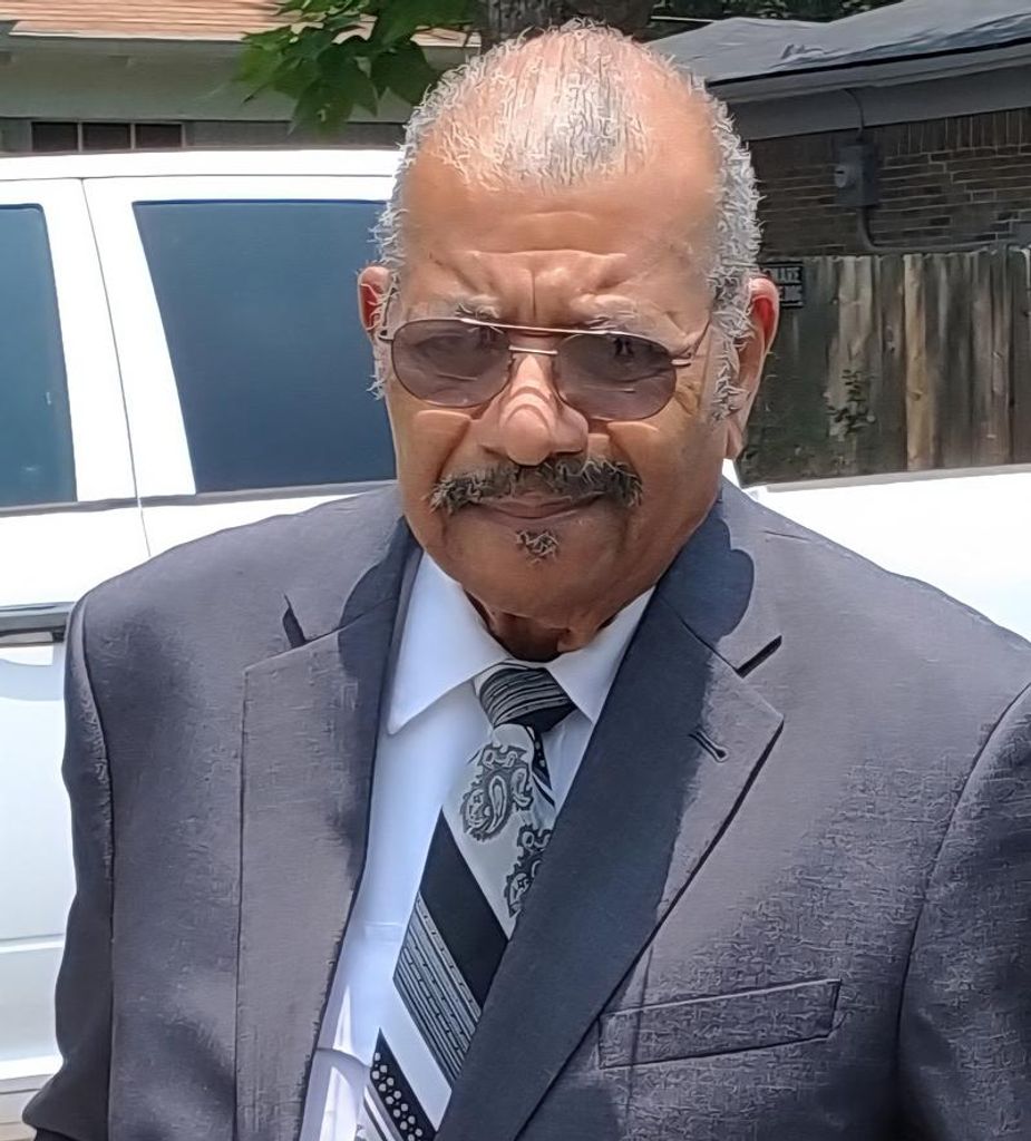 David Willis Lewis Profile Photo