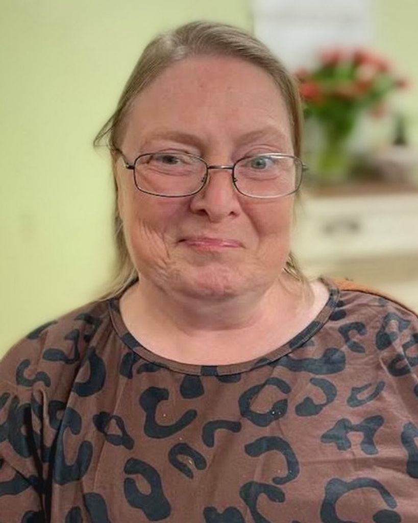 Lisa Jane Taylor Profile Photo