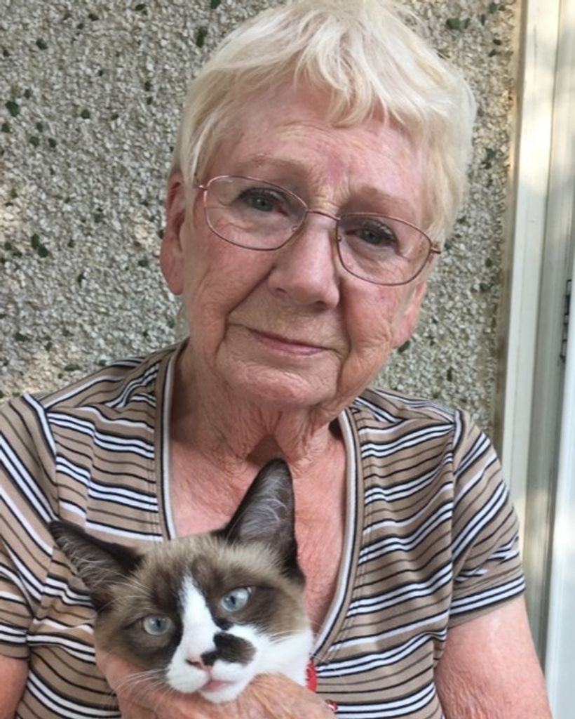 Shirley Yvonne Weberbauer