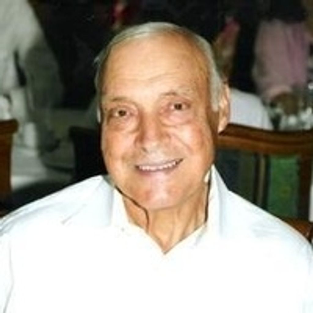 Fernando J Morais