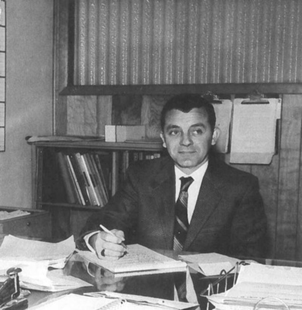 Robert E. Barrett Profile Photo