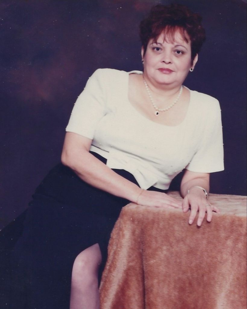 Maria G. Villalobos De Solano