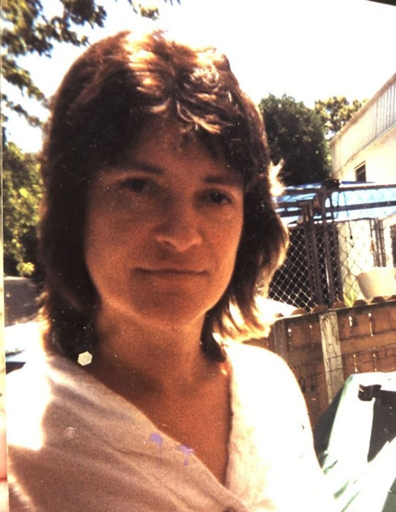 Anna Helen (Serbedzija)  Teliz