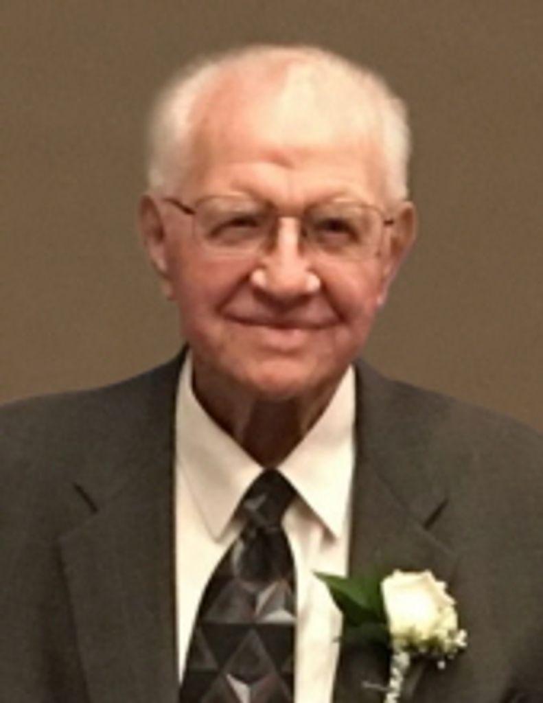 Clarence Graphenteen