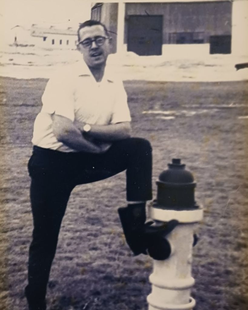 Clifford Amon Helsley
