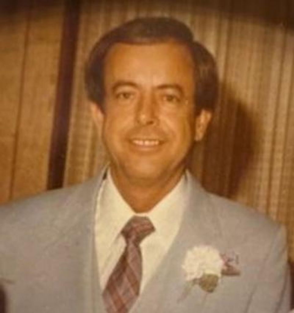 Bobby Lovelace Profile Photo
