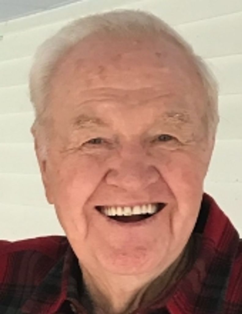 Everett "Red" Emory Harris