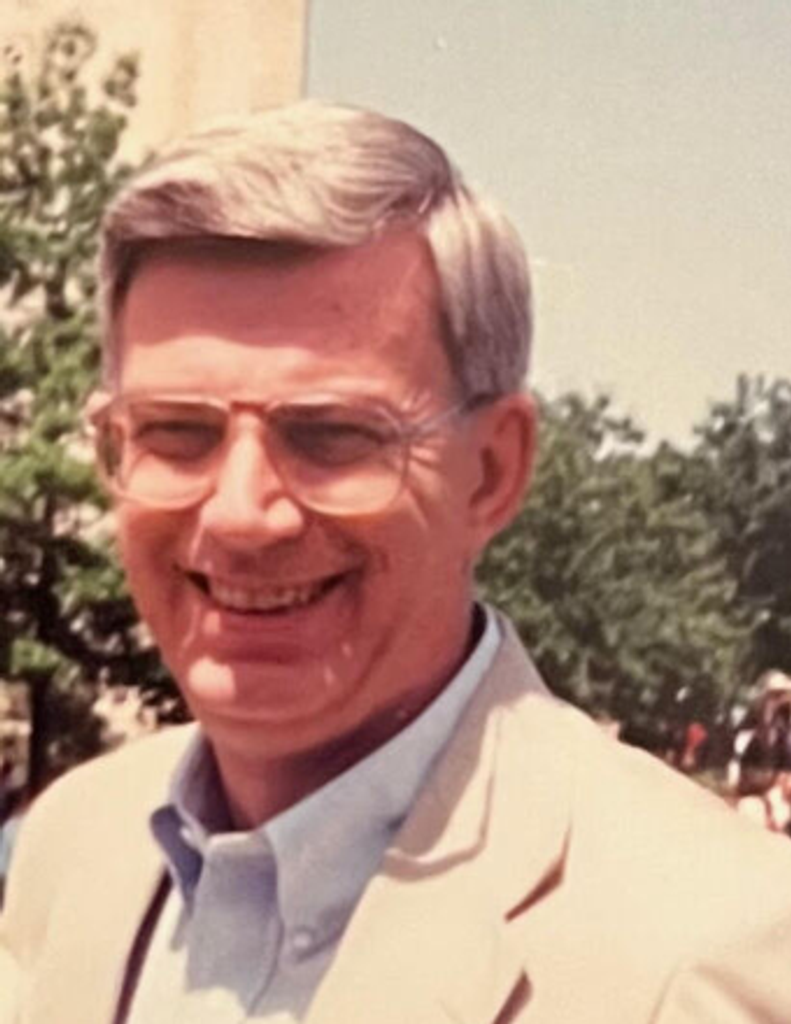 Wade "Buzz" Lewis Profile Photo