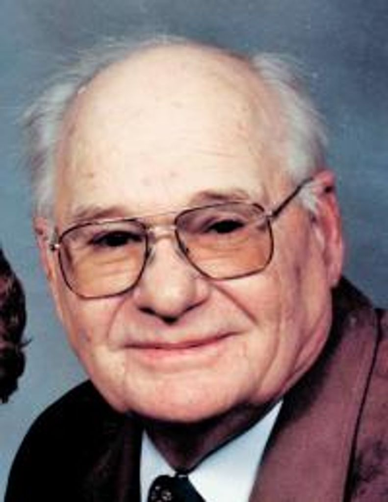 Joe  Edward Throgmorton