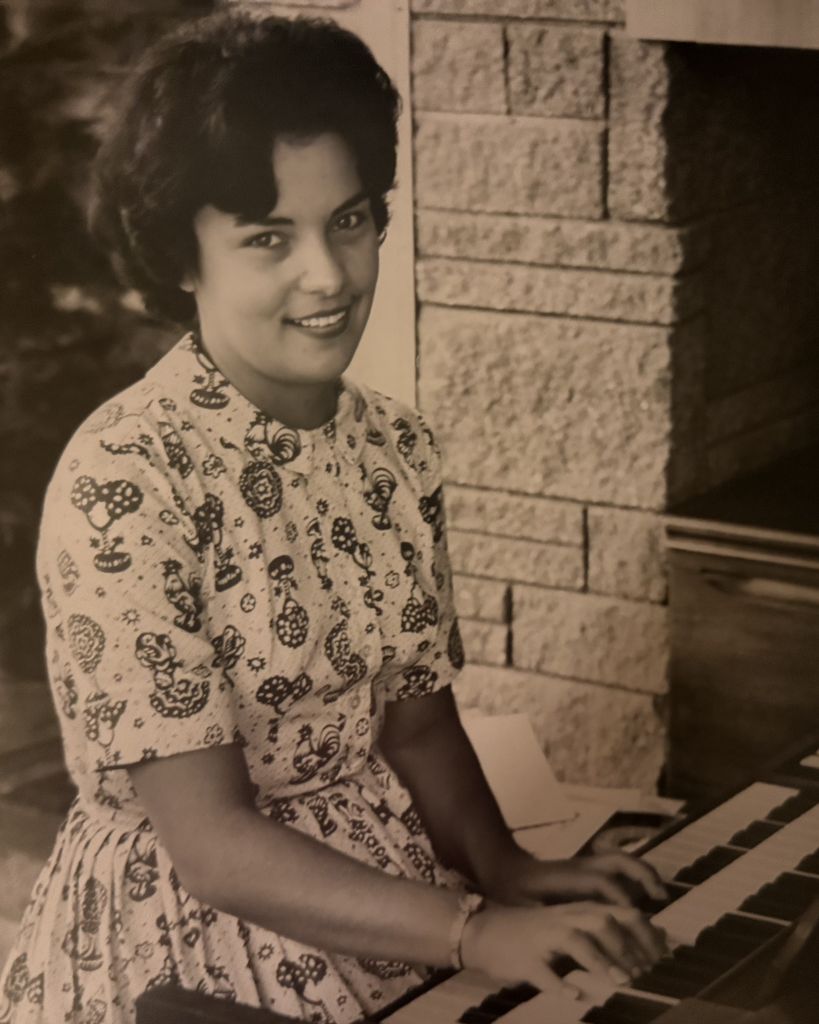 Shirley Jeanne Francavilla