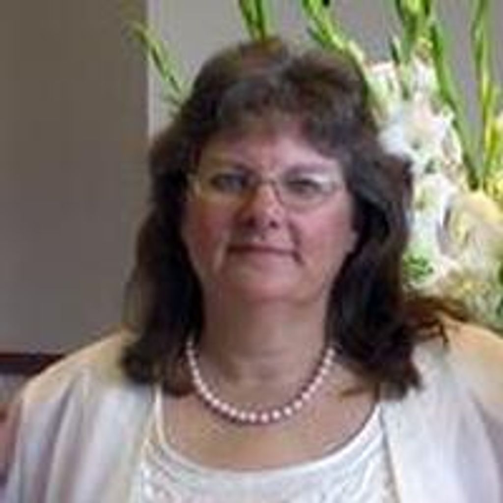 Mary L Davis
