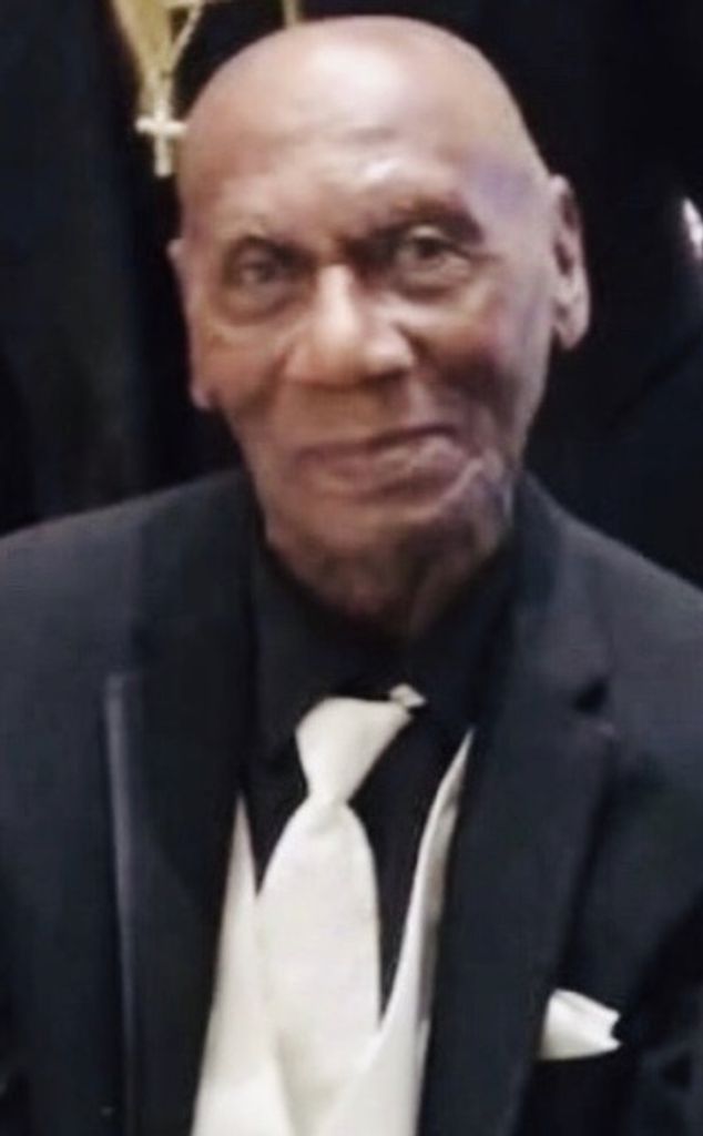 Hayes Youngblood Jr. Profile Photo