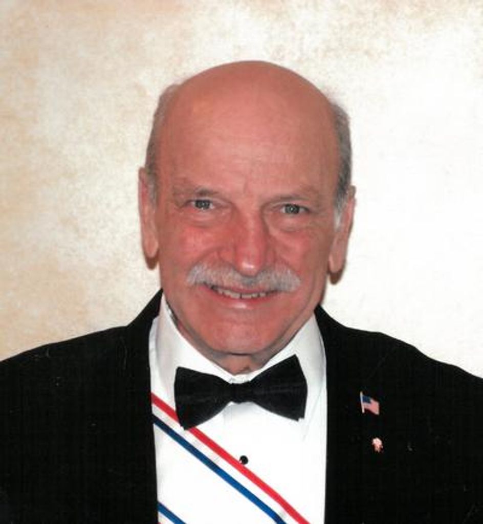 Robert W. Laperche Sr. Profile Photo